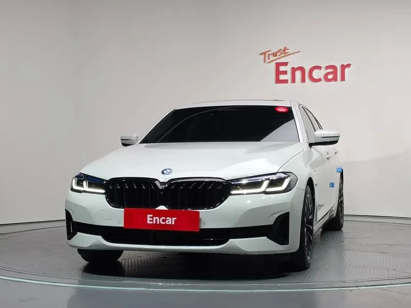 BMW 530 E Luxury, снимка 3 - Автомобили и джипове - 55748152