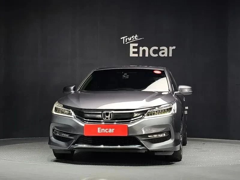 Honda Accord, снимка 3 - Автомобили и джипове - 56706555