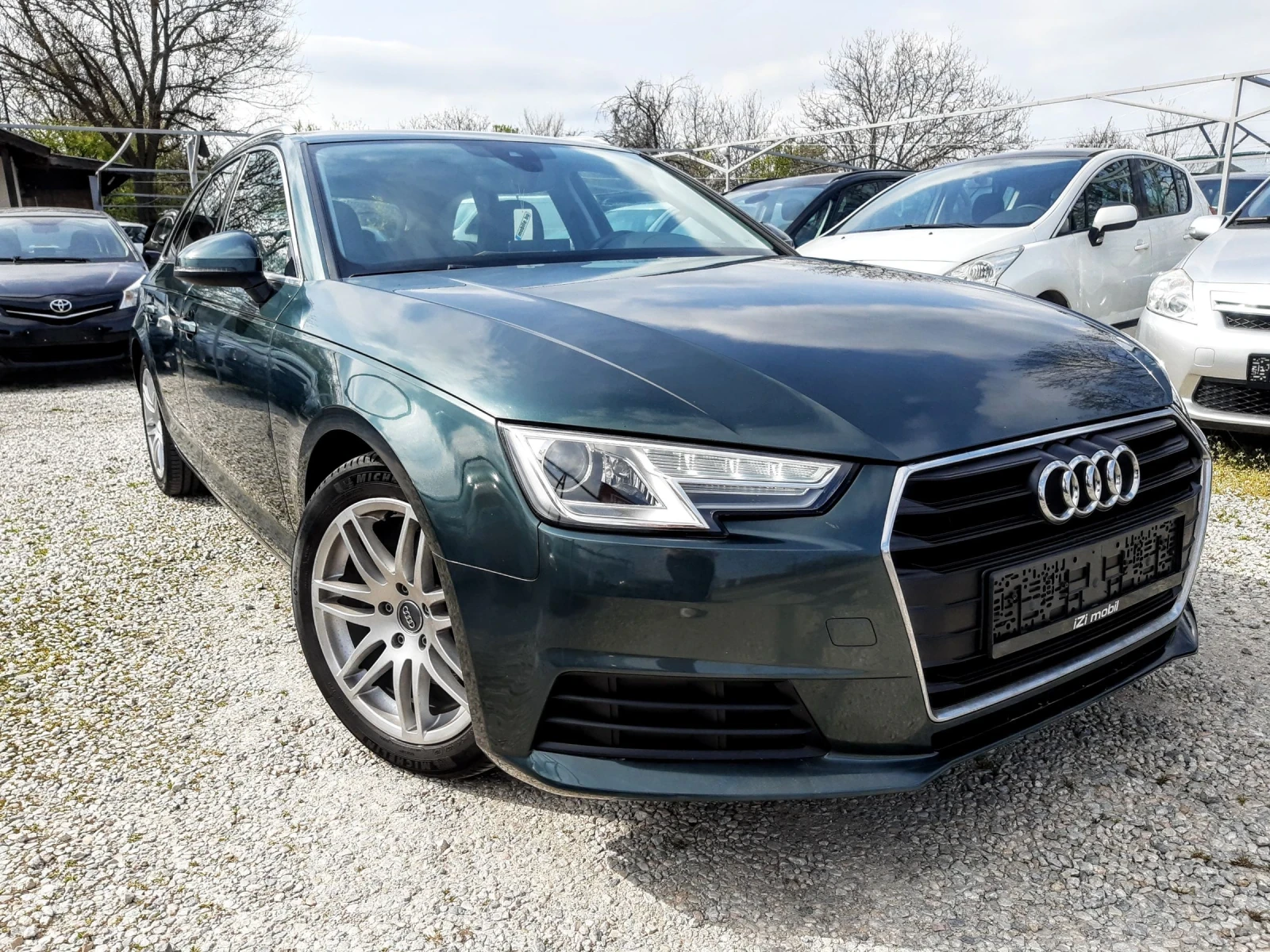 Audi A4  2.0-150кс