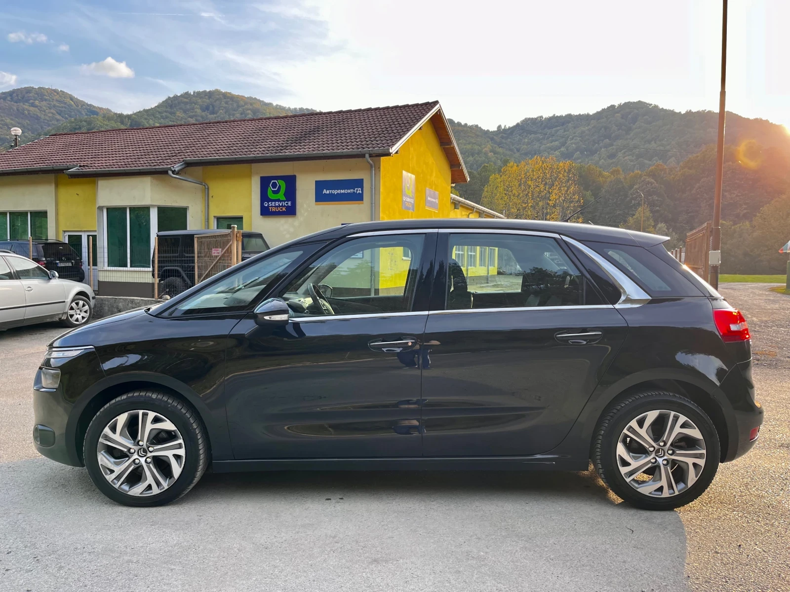 Citroen C4 Picasso 1.6 HDI  - изображение 8