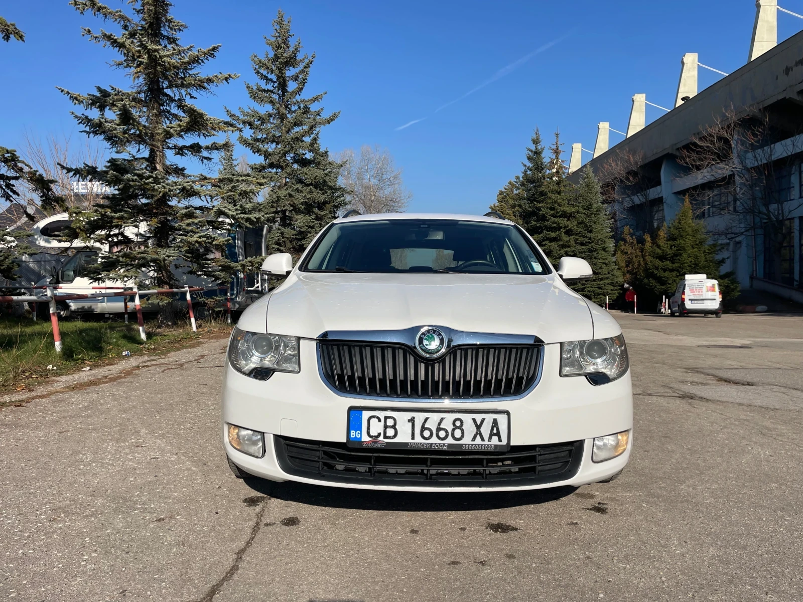 Skoda Superb  - изображение 2