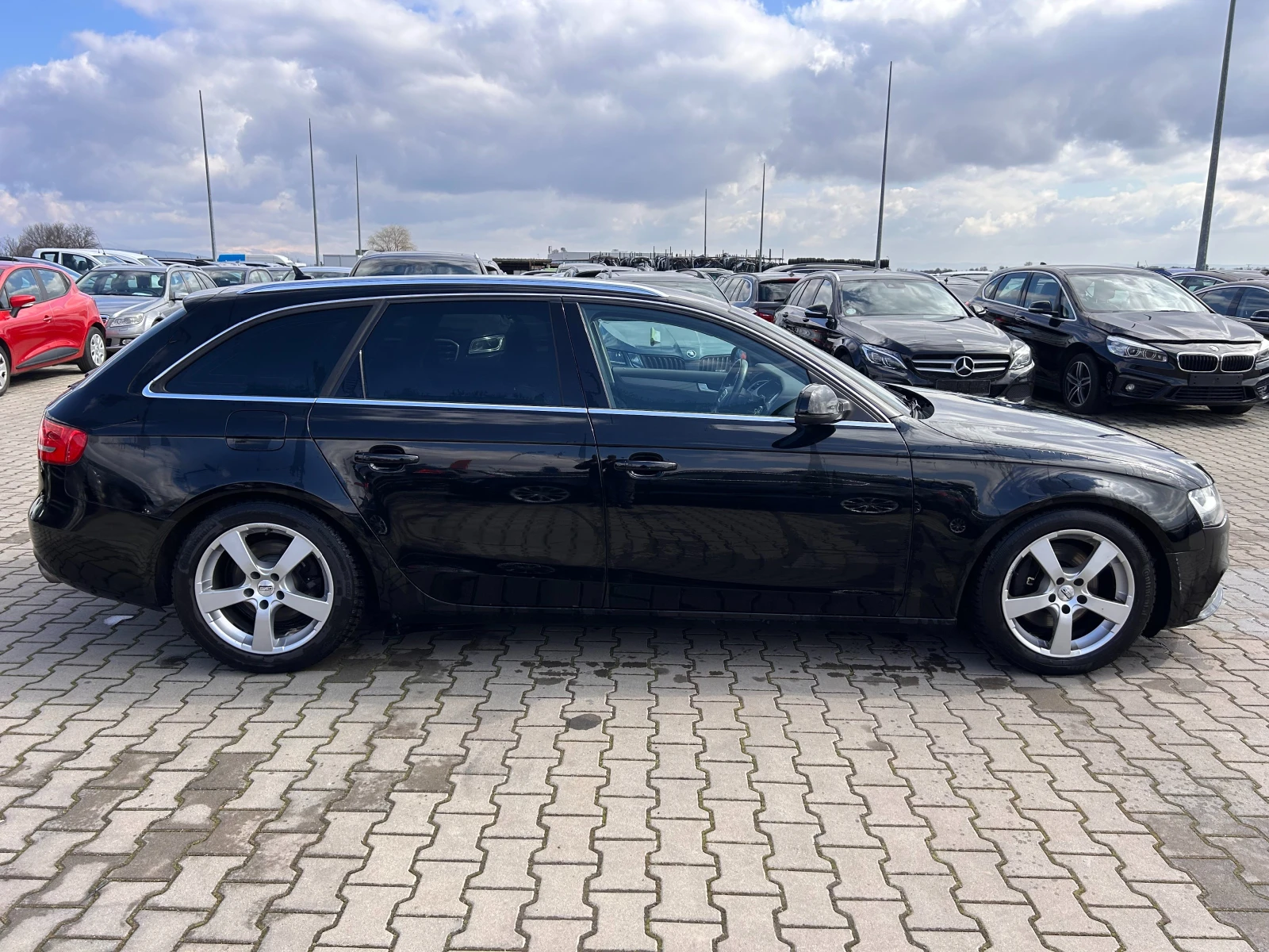 Audi A4 3.0TDI AVTOMAT/NAVI EURO 5 - изображение 5