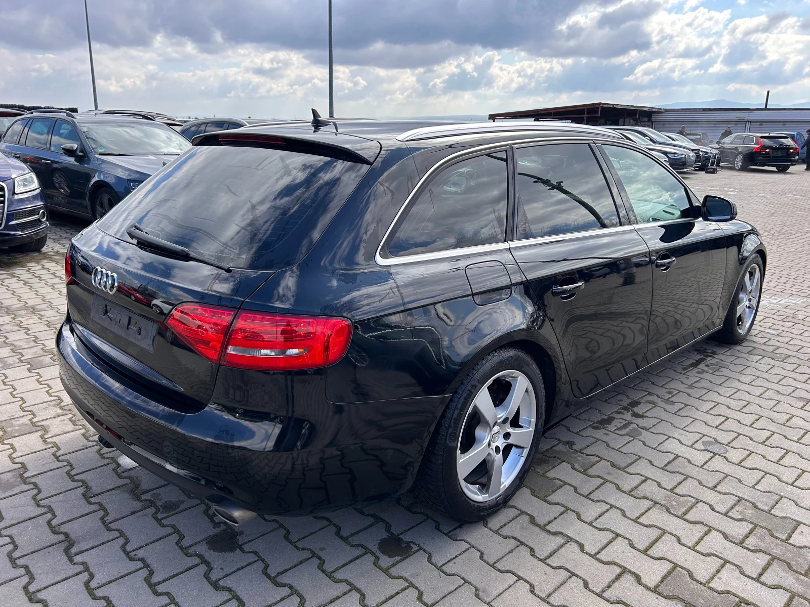 Audi A4 3.0TDI AVTOMAT/NAVI EURO 5 - изображение 6