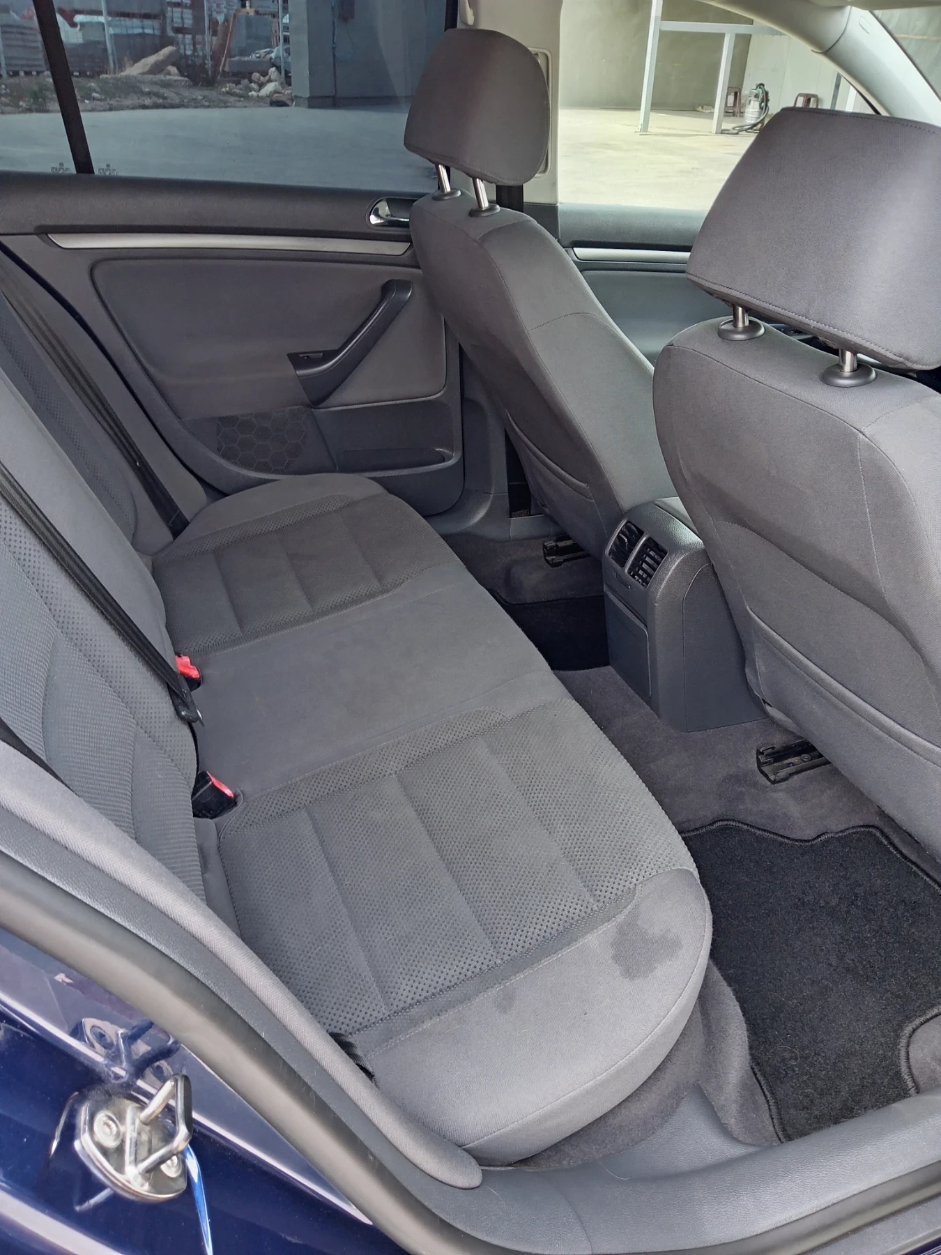 VW Golf 1.6 бензин 102 коня  - изображение 8