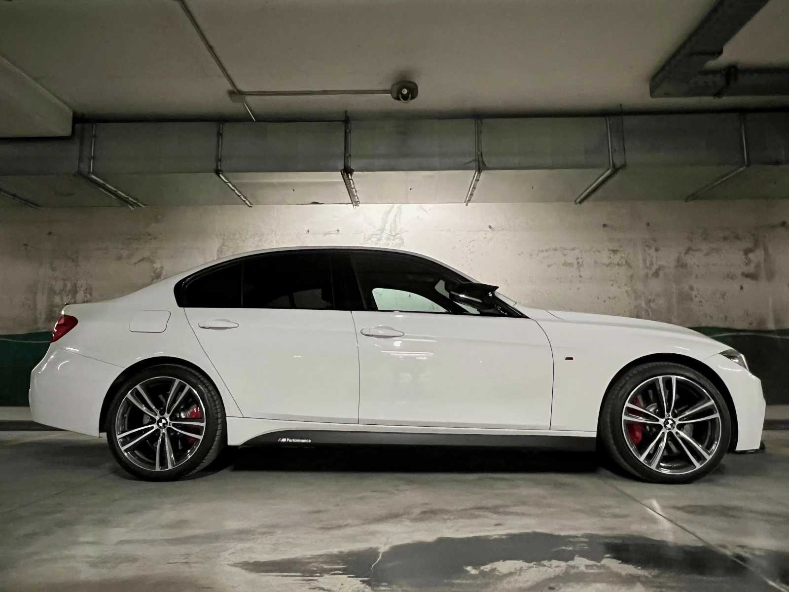 BMW 320 LCI XDrive B47 - изображение 3