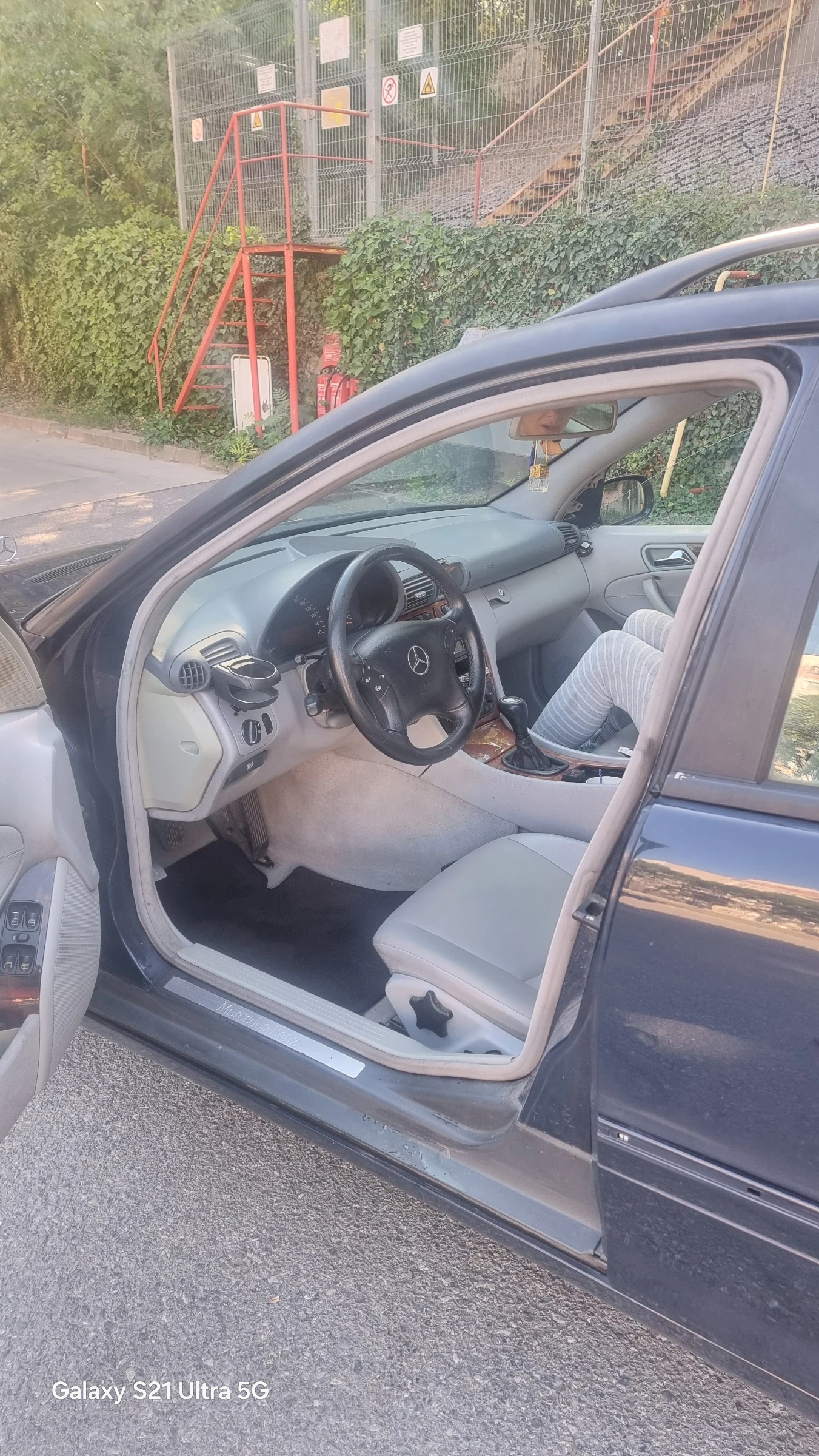 Mercedes-Benz C 200  - изображение 4