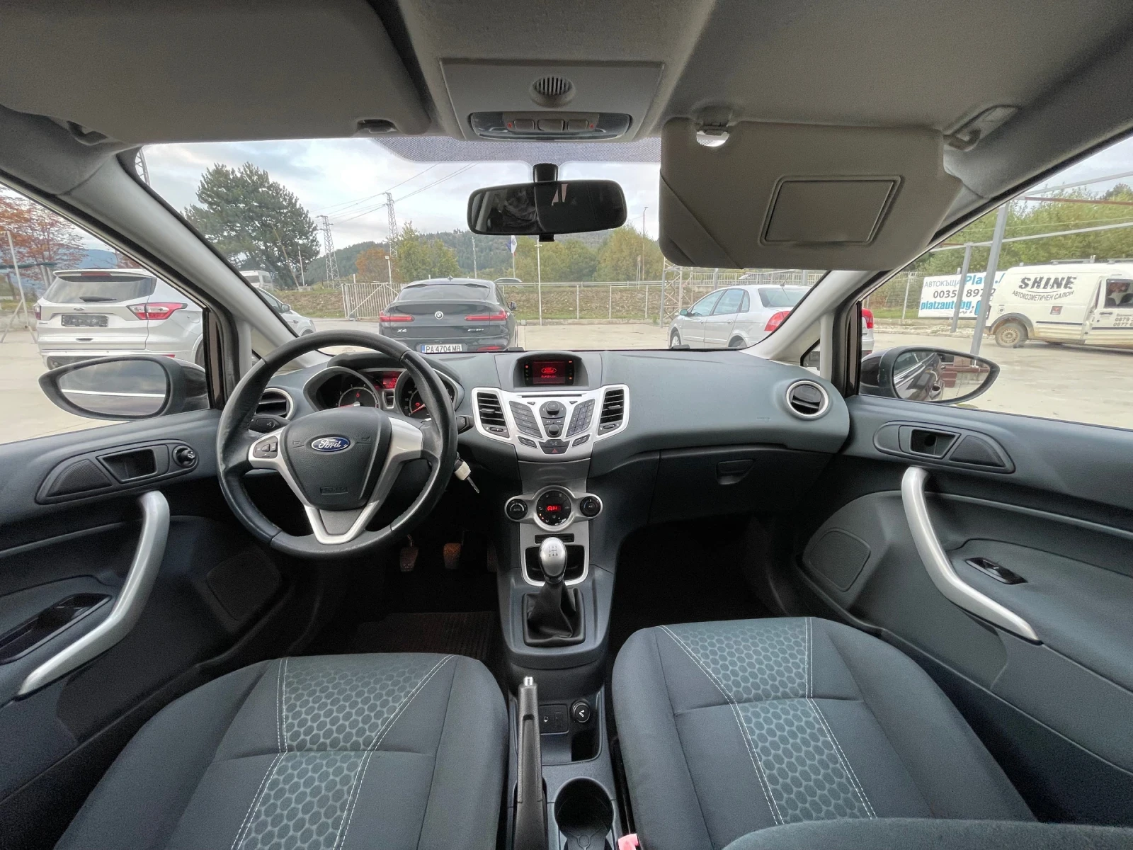 Ford Fiesta 135000km-Servizni dokumenti/Benzin/Unikat/ - изображение 10