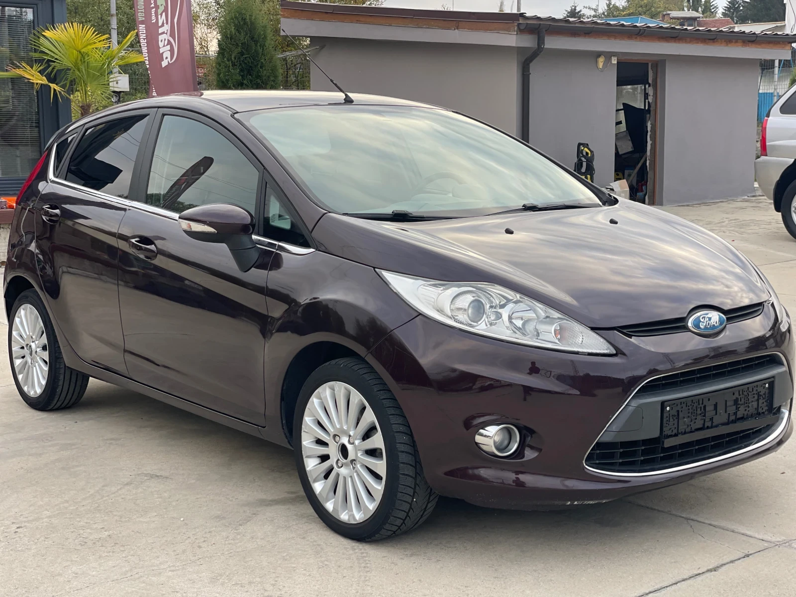 Ford Fiesta 135000km-Servizni dokumenti/Benzin/Unikat/ - изображение 3