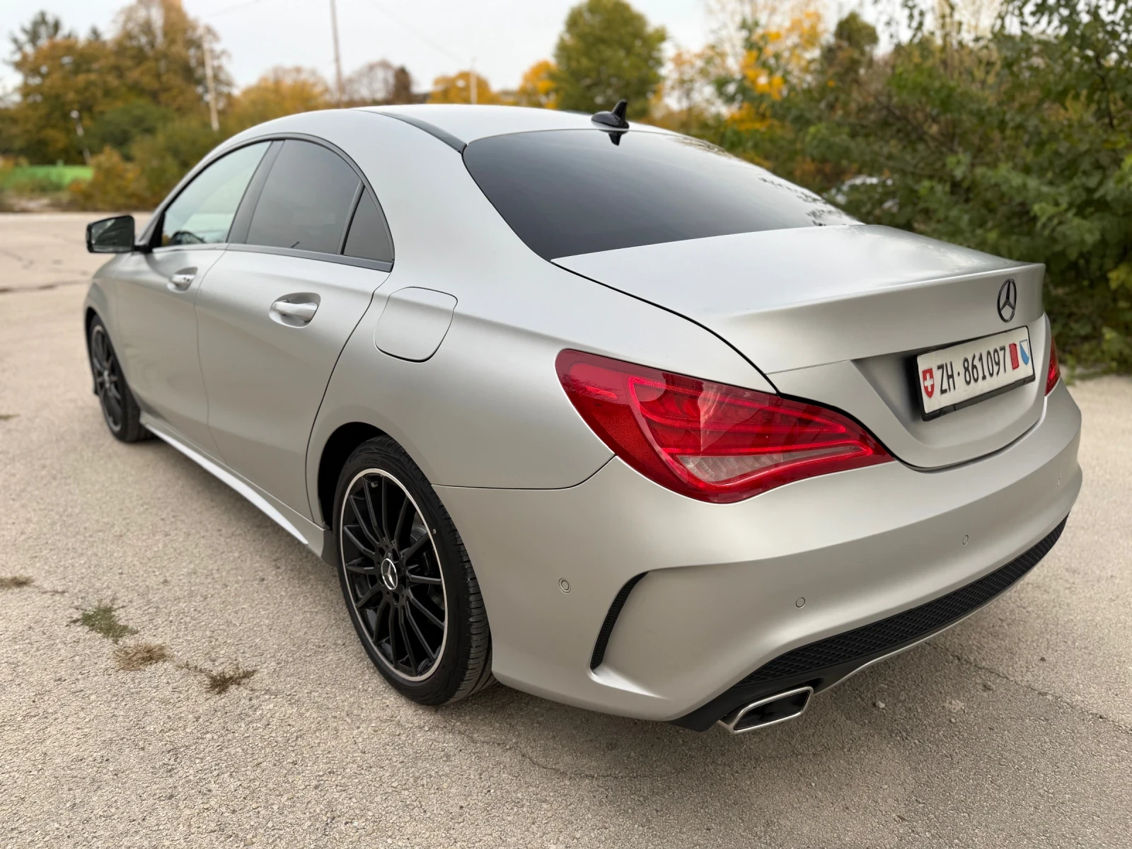 Mercedes-Benz CLA 250i AMG ORANGE ART EDITION | Mobile.bg — изображение 5
