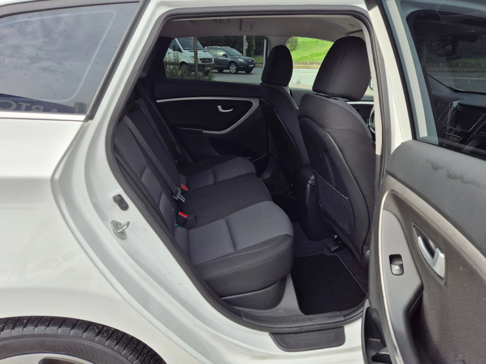 Hyundai I30 1.6CRDI 11oкс - изображение 10