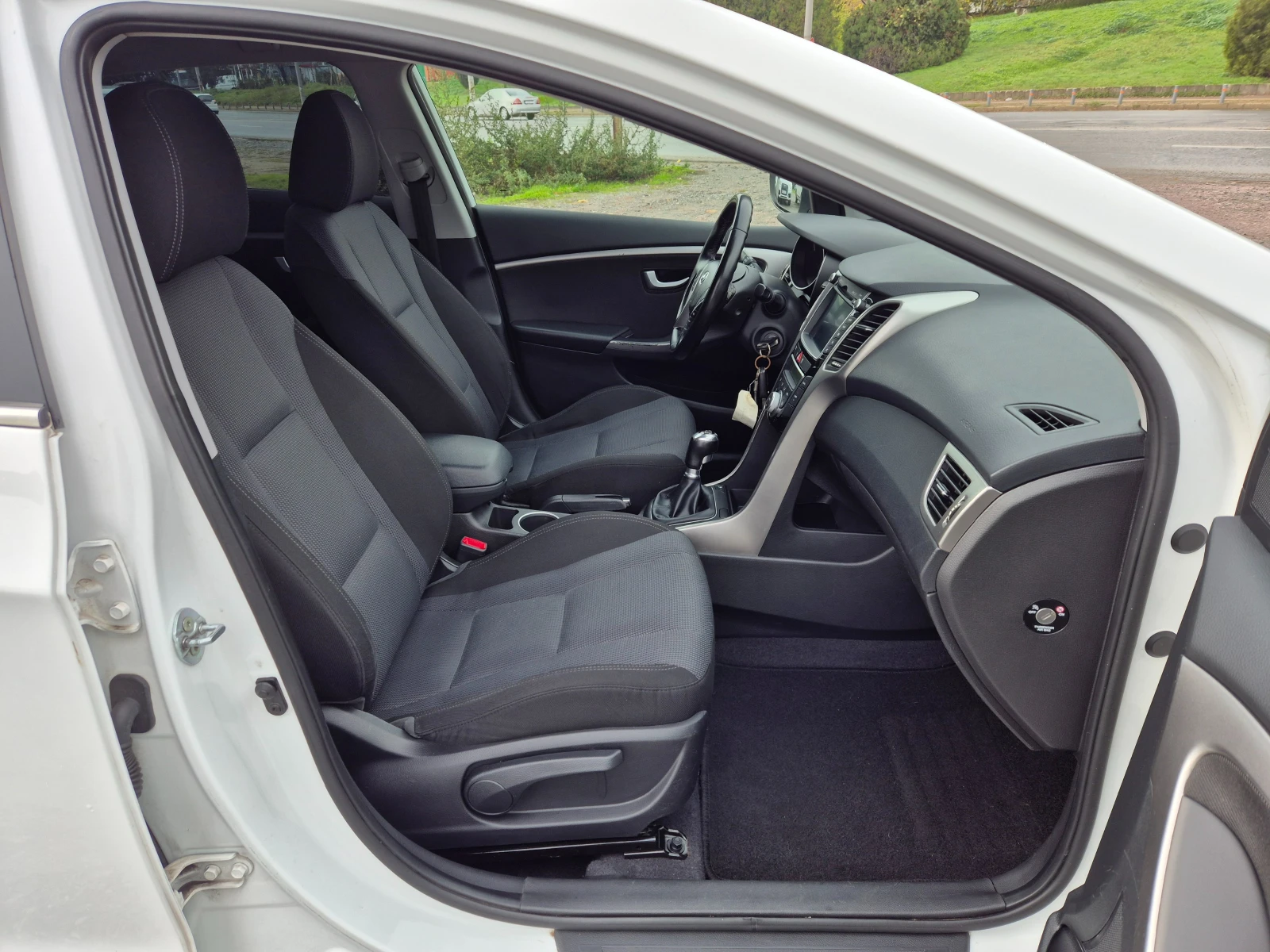 Hyundai I30 1.6CRDI 11oкс - изображение 9