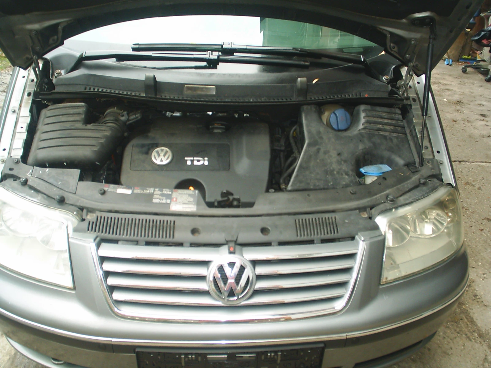 VW Sharan 1.9 TDI-4-Motion | Mobile.bg   16