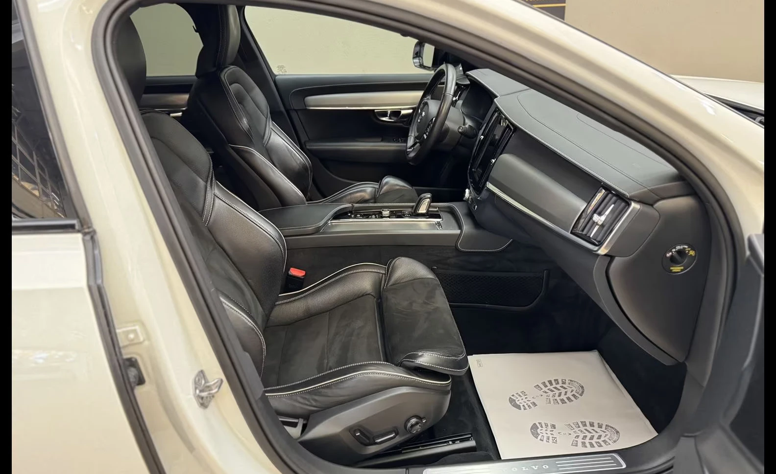 Volvo V90 R-DESIGN/197HP/B4/CAM/H&K/LED/MEMO/NAVI/717g | Mobile.bg � ����������� 13