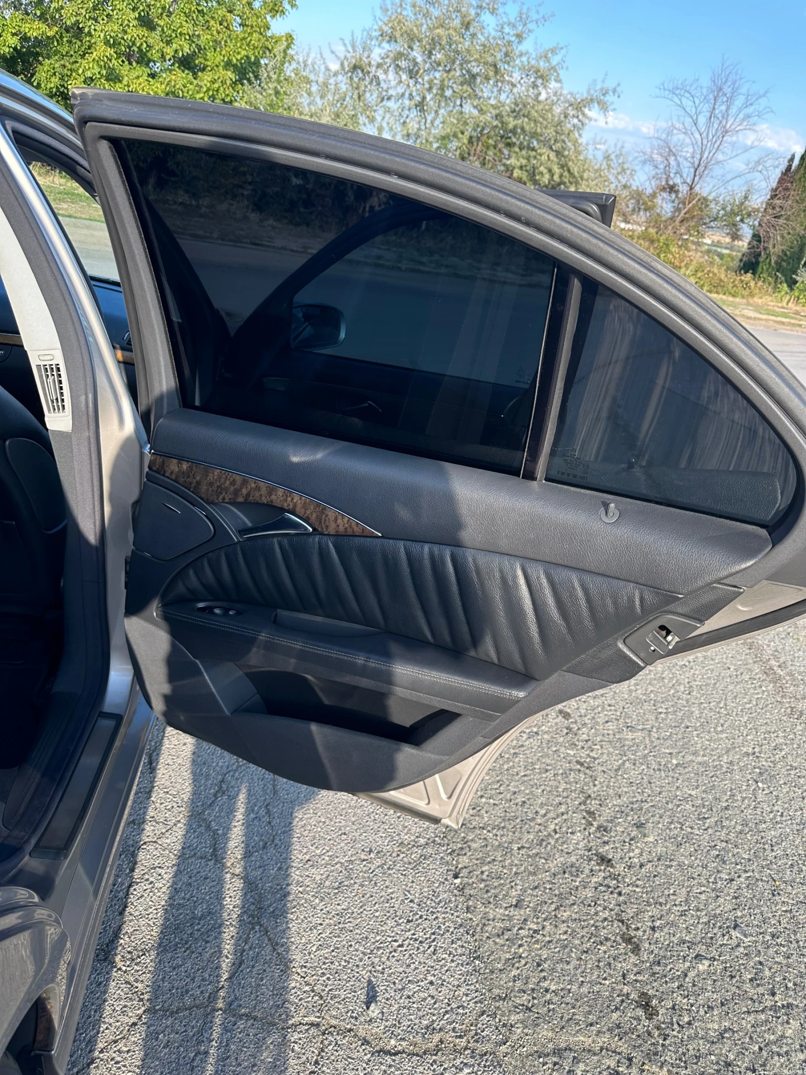 Mercedes-Benz E 320 W211 3.2 cdi, снимка 12 - Автомобили и джипове - 53489437