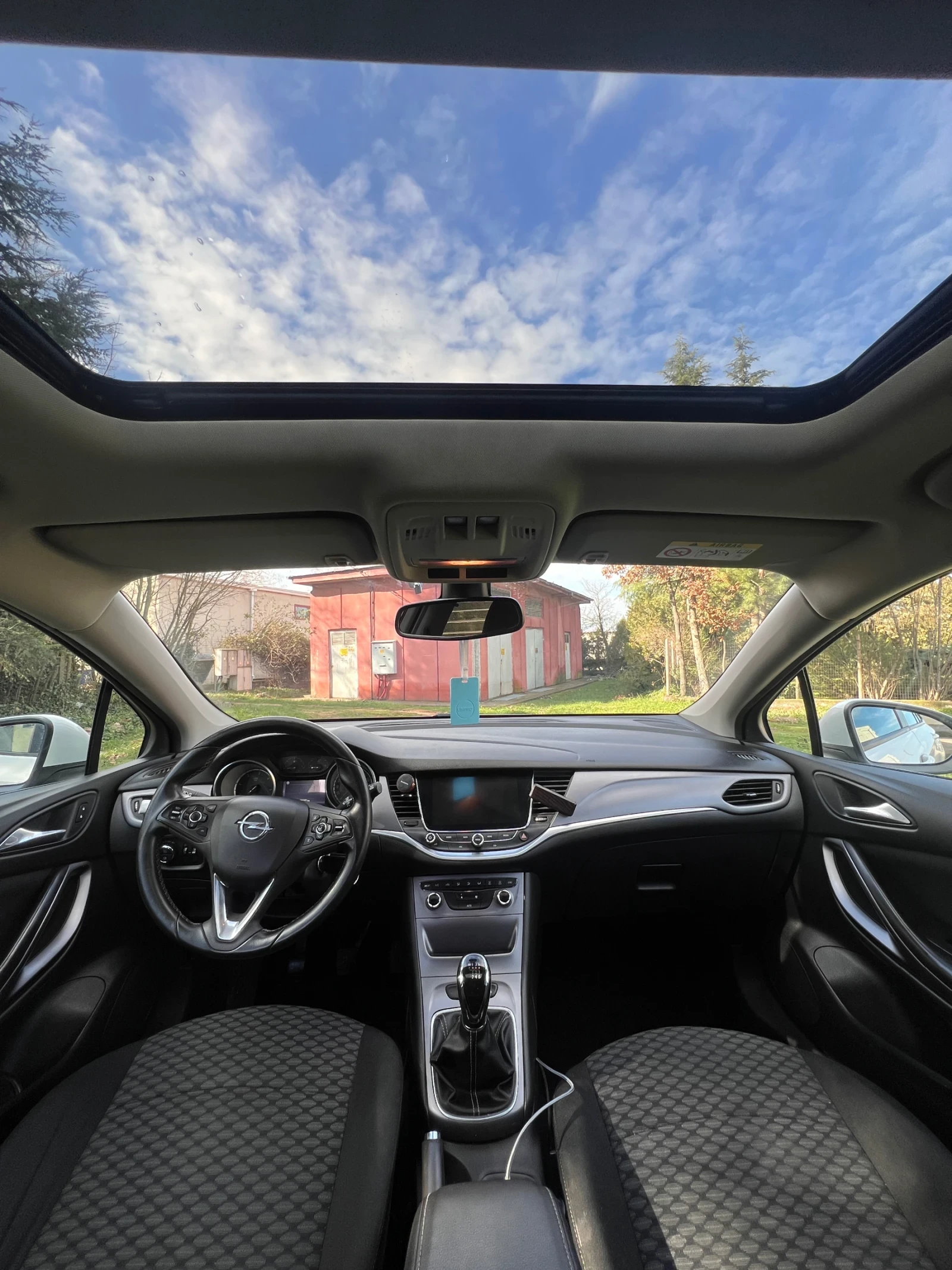 Opel Astra 1.6 CDTI С ПАНОРАМА  - изображение 5