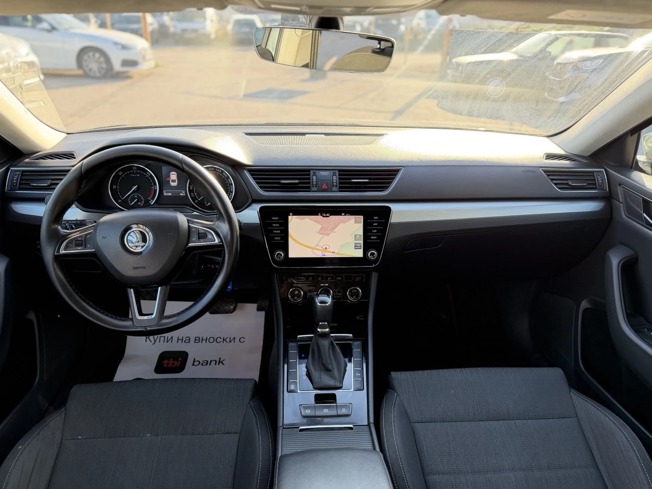 Skoda Superb 2.0TDI DSG, снимка 13 - Автомобили и джипове - 53803768