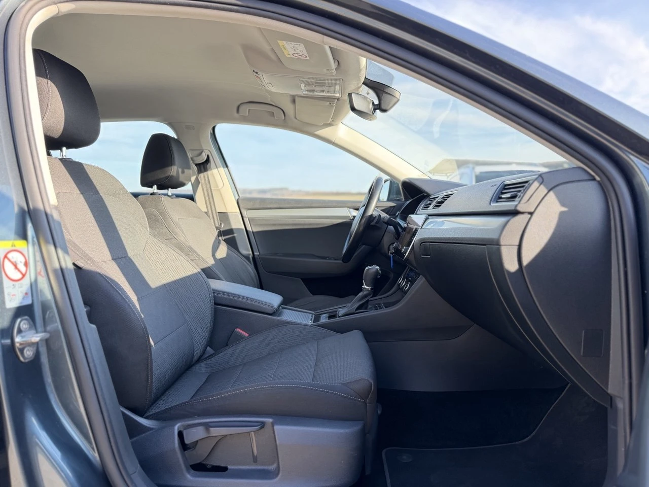 Skoda Superb 2.0TDI DSG, снимка 14 - Автомобили и джипове - 53803768