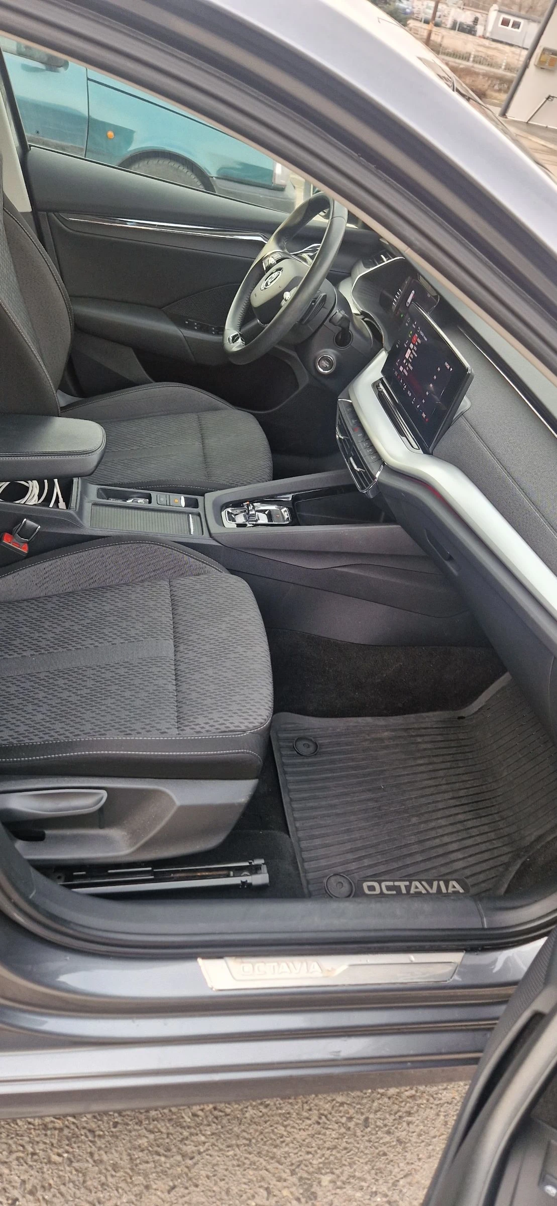 Skoda Octavia, снимка 10 - Автомобили и джипове - 53830919