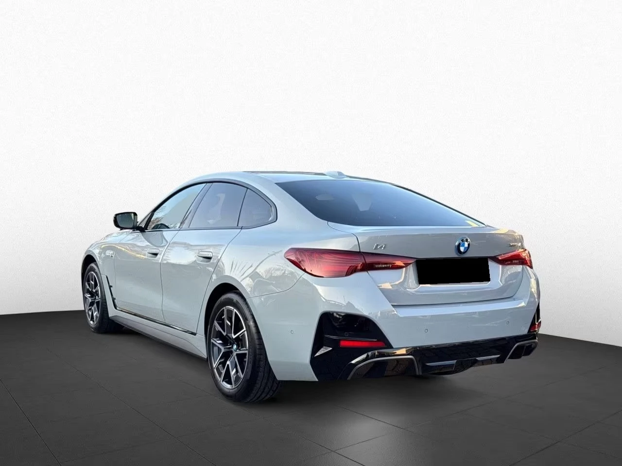 BMW i4 XDRIVE40 M-SPORT PAKET HEAD-UP 360-CAMERA, снимка 4 - Автомобили и джипове - 53966718