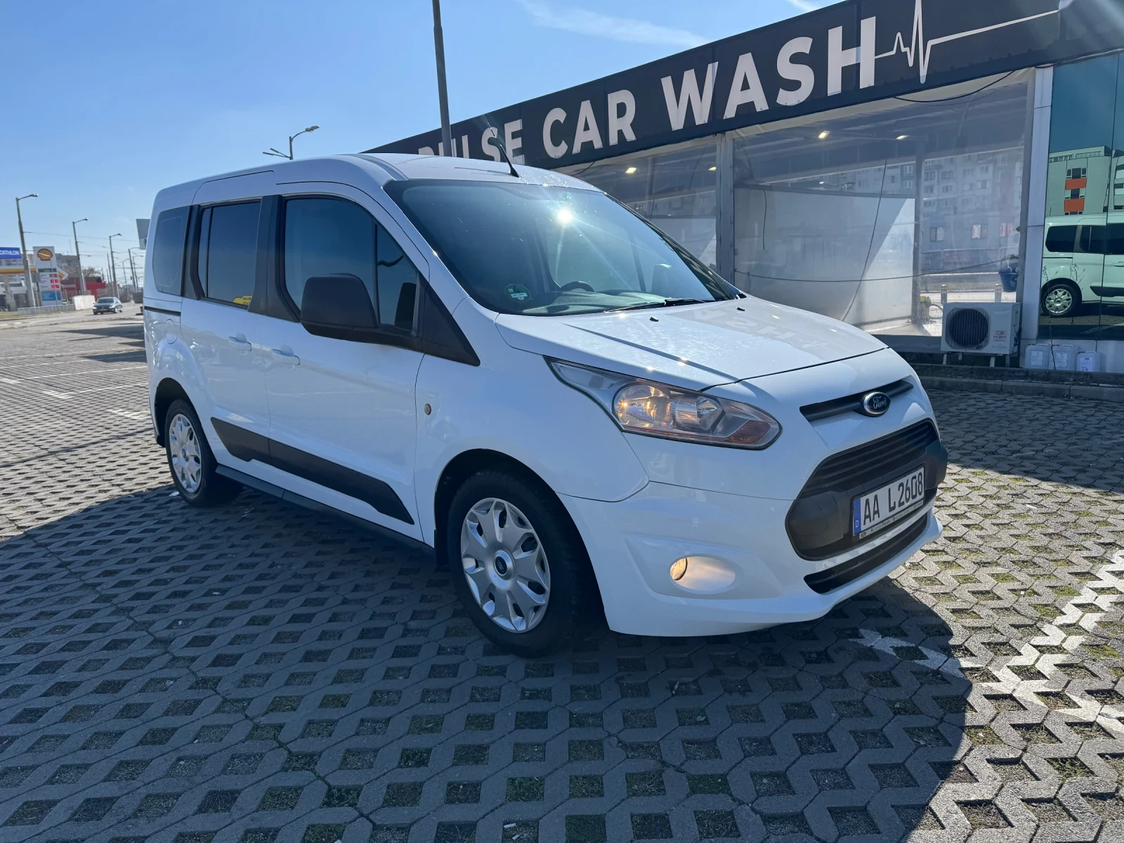 Ford Tourneo Connect MAXXI 1.6tdci Климатик Германия 184 000км Пътник, снимка 11 - Автомобили и джипове - 54019646