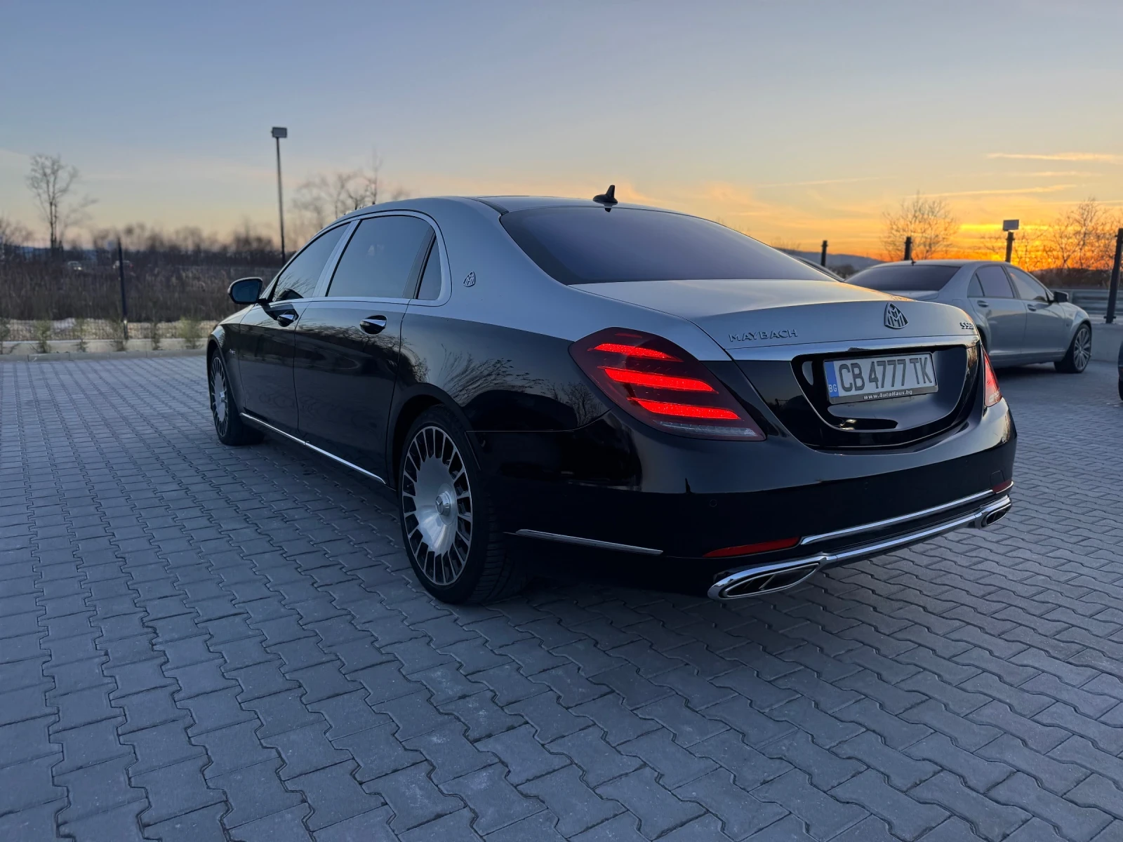 Mercedes-Benz S 560 Maybach two tone , снимка 6 - Автомобили и джипове - 54077271