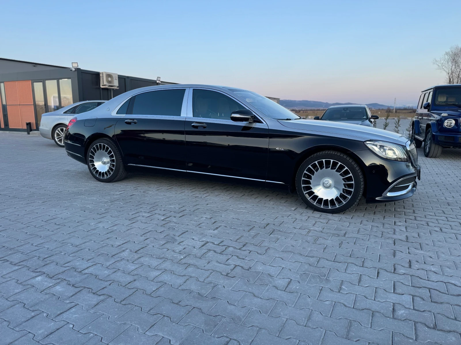 Mercedes-Benz S 560 Maybach two tone , снимка 3 - Автомобили и джипове - 54077271
