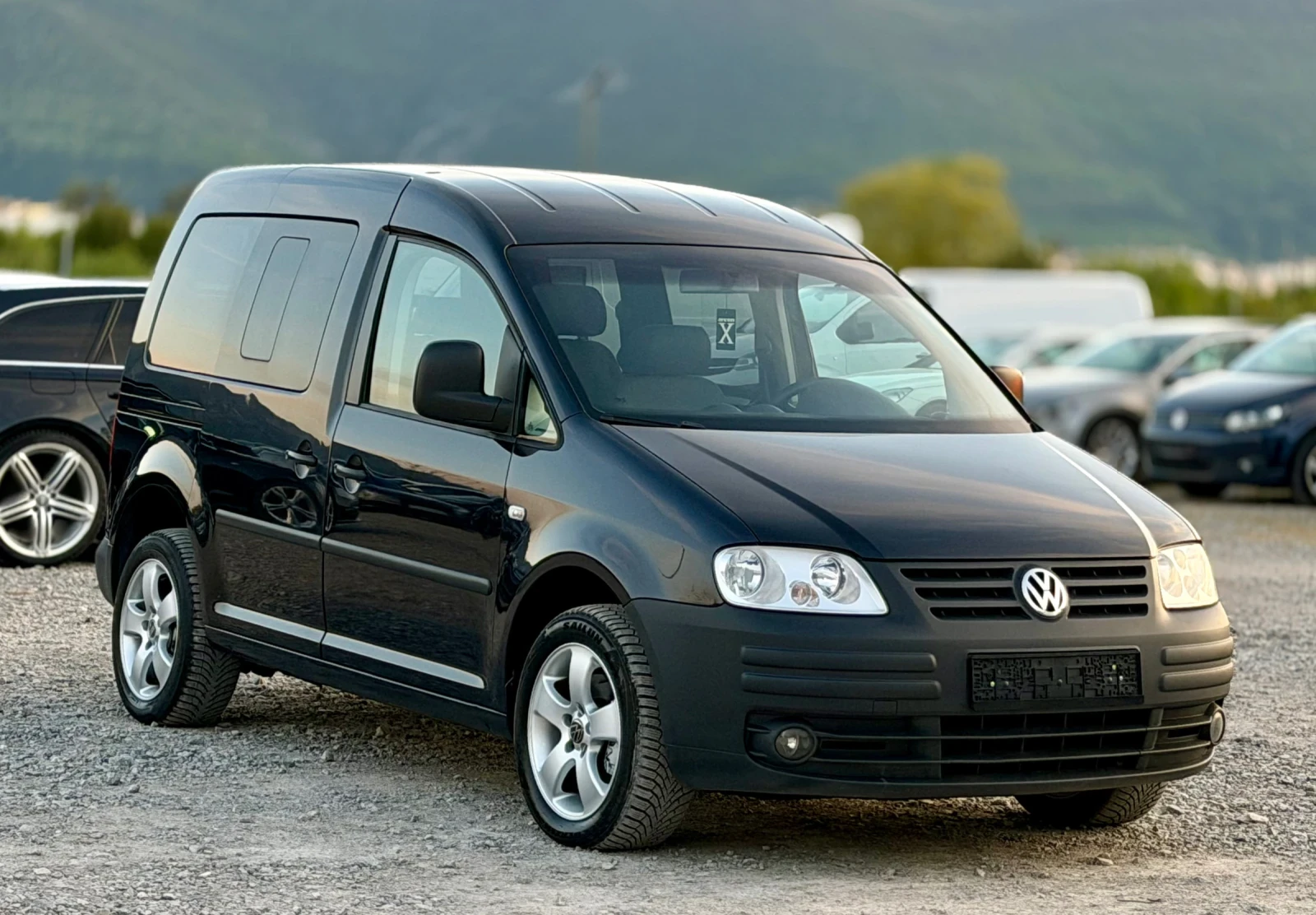 VW Caddy 1.9TDi 105к.с * Климатик* * ПЪТНИК* 