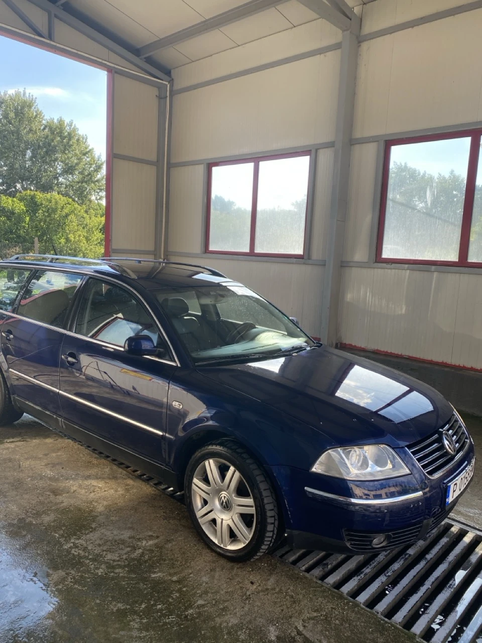 VW Passat 5.5 Highline 1.9 TDI, снимка 4 - Автомобили и джипове - 54443442