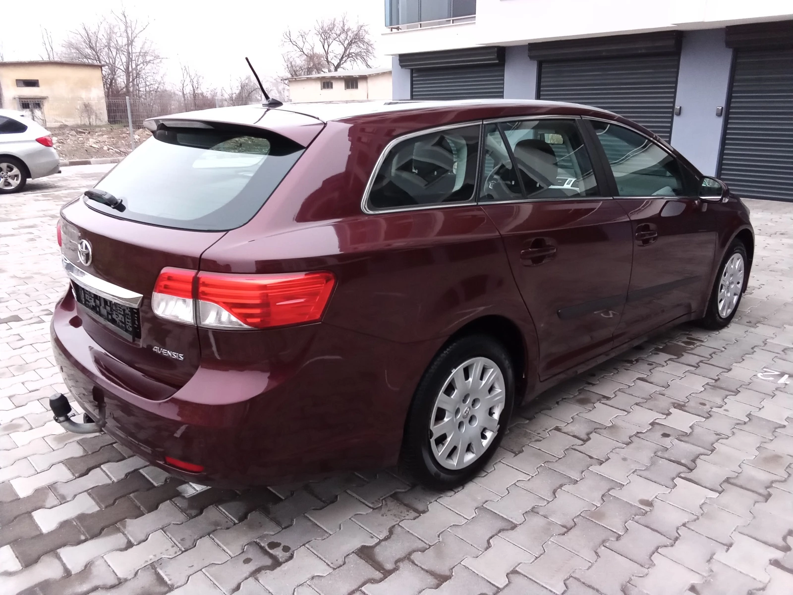 Toyota Avensis 2.0D4D-124kc. FACELIFT, снимка 8 - Автомобили и джипове - 54609246