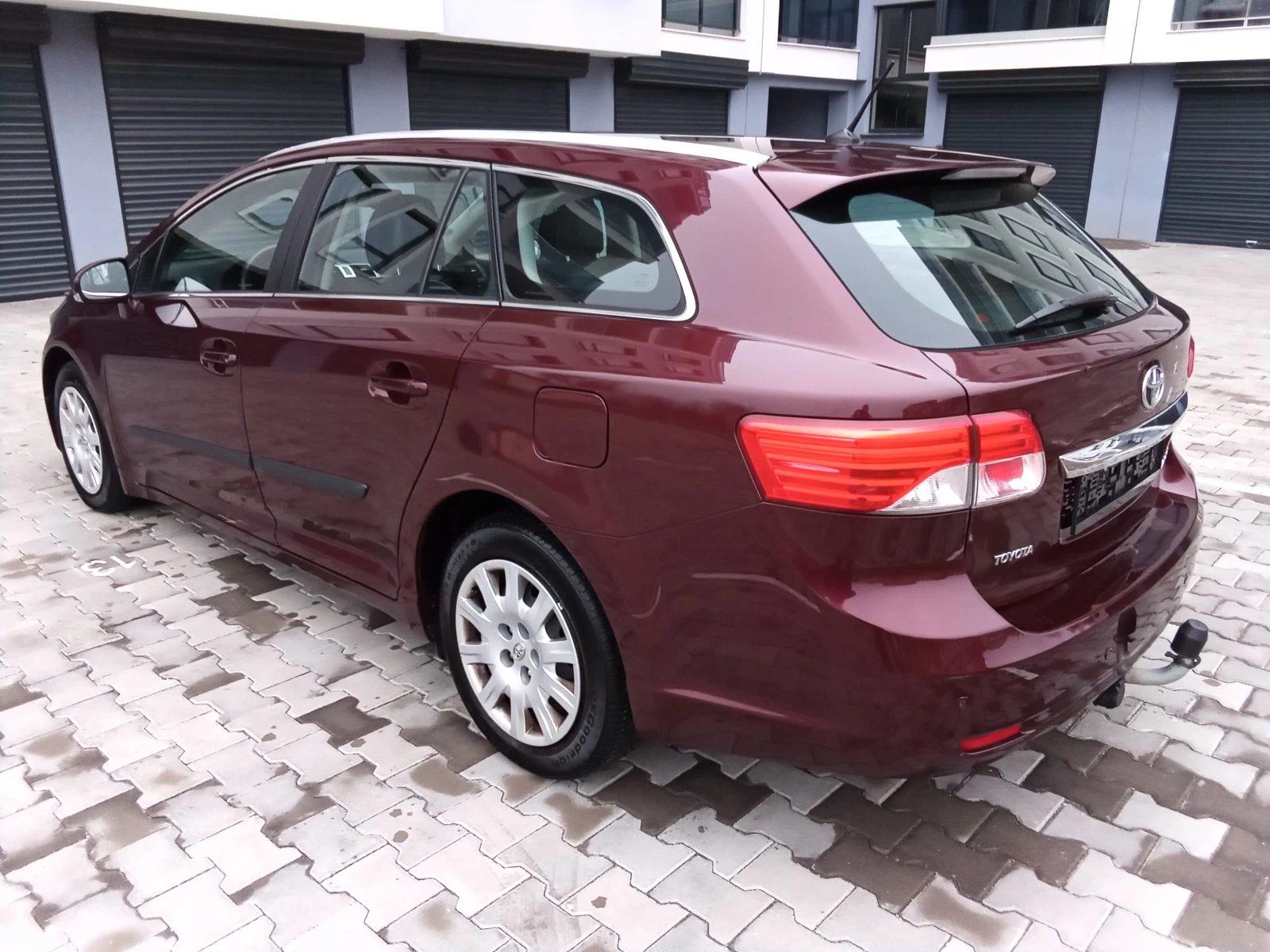 Toyota Avensis 2.0D4D-124kc. FACELIFT, снимка 6 - Автомобили и джипове - 54609246