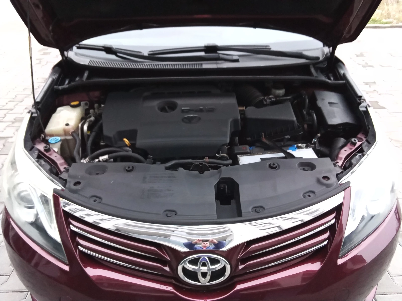 Toyota Avensis 2.0D4D-124kc. FACELIFT, снимка 15 - Автомобили и джипове - 54609246