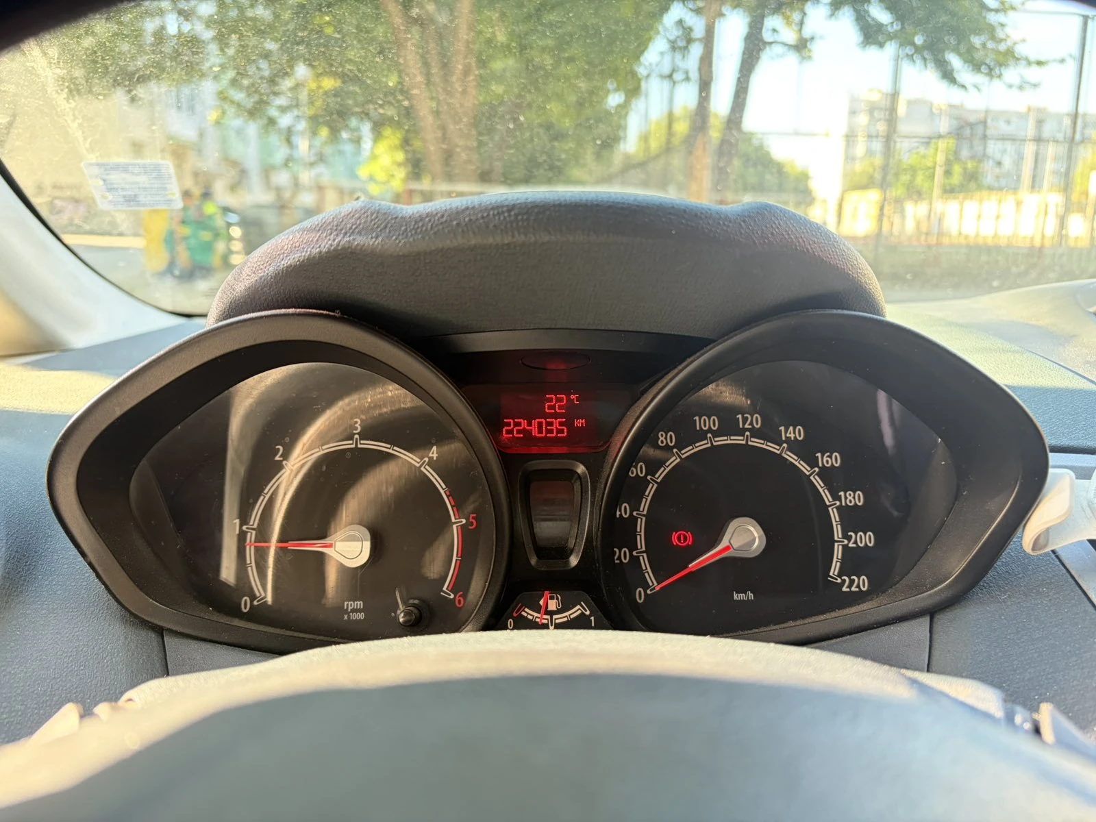 Ford Fiesta 1.4 TDCI, снимка 8 - Автомобили и джипове - 55316144