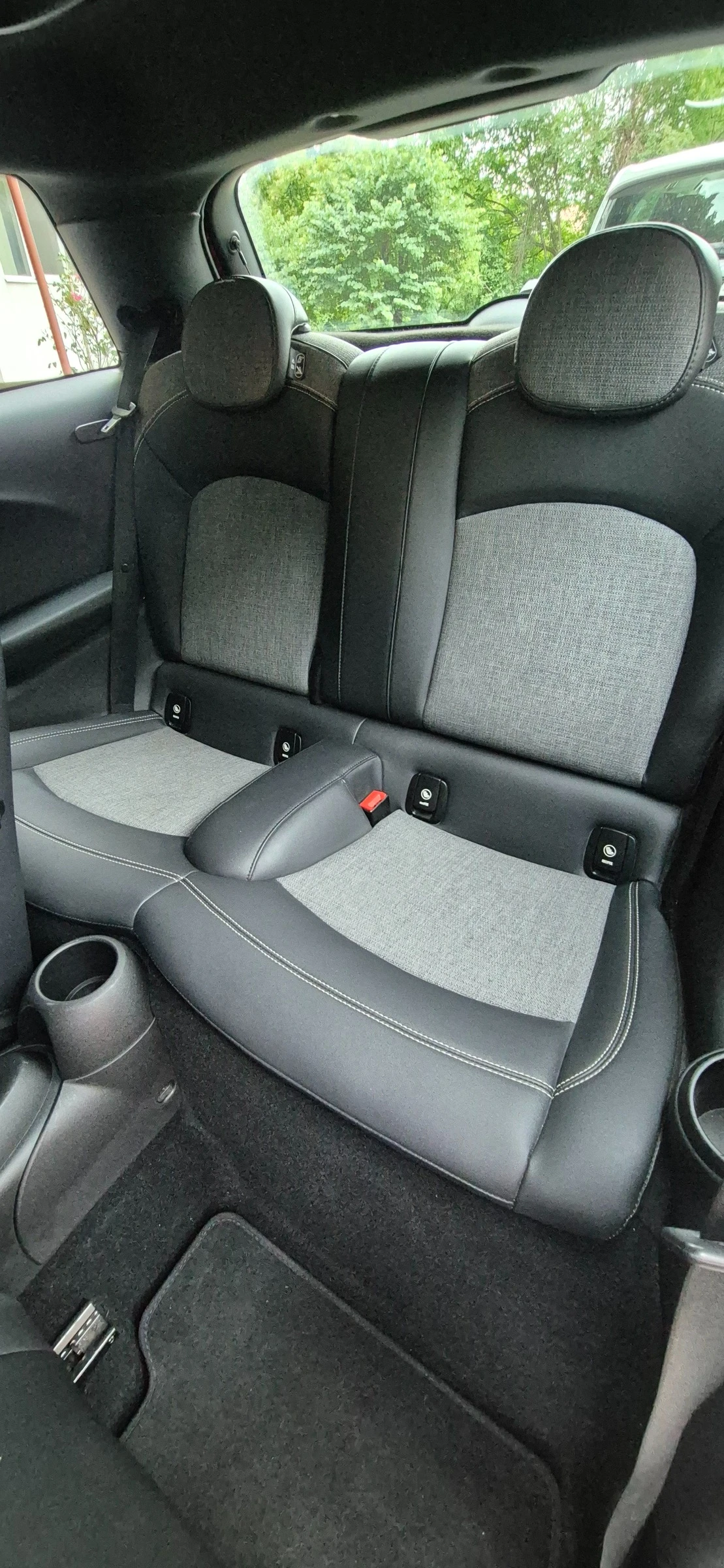 Mini One 1.2i, снимка 15 - Автомобили и джипове - 55375725