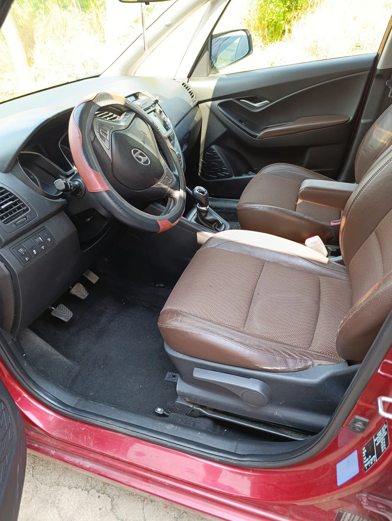 Hyundai Ix20 1.4 90k.c., снимка 8 - Автомобили и джипове - 55424255