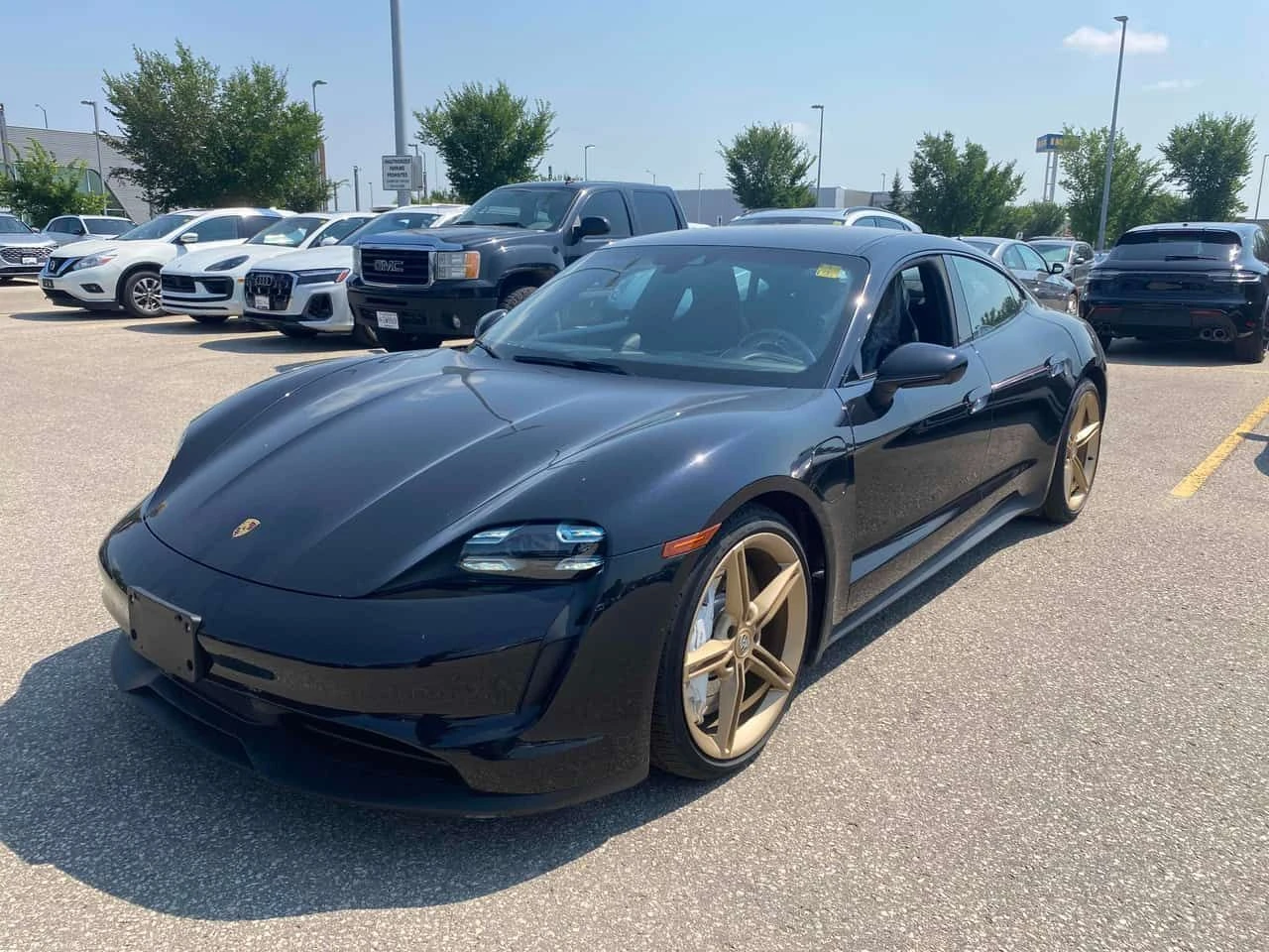 Porsche Taycan * 4S * ГЛАВНО ПРЕДСТАВИТЕЛСТВО НА PORSCHE* 