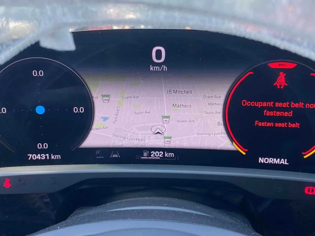 Porsche Taycan * 4S * ГЛАВНО ПРЕДСТАВИТЕЛСТВО НА PORSCHE* , снимка 8 - Автомобили и джипове - 55461088