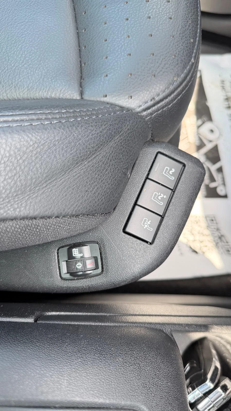 Citroen C4 Picasso Exclusive* Кожа* Панорама* Кейлес* 7 местен, снимка 10 - Автомобили и джипове - 55724596