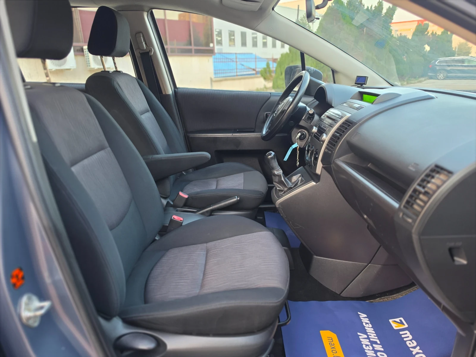 Mazda 5 1.8i 115hp * КЛИМАТИК * EURO 4 * ЛИЗИНГ * , снимка 13 - Автомобили и джипове - 56022368