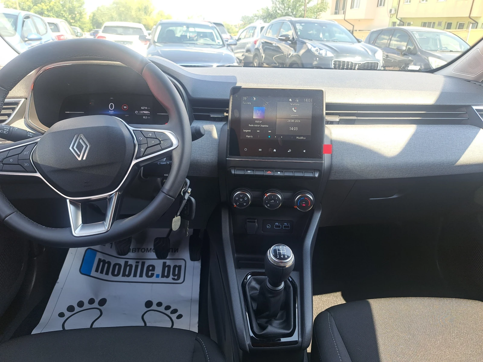Renault Clio 1.0EURO6, снимка 8 - Автомобили и джипове - 56181667