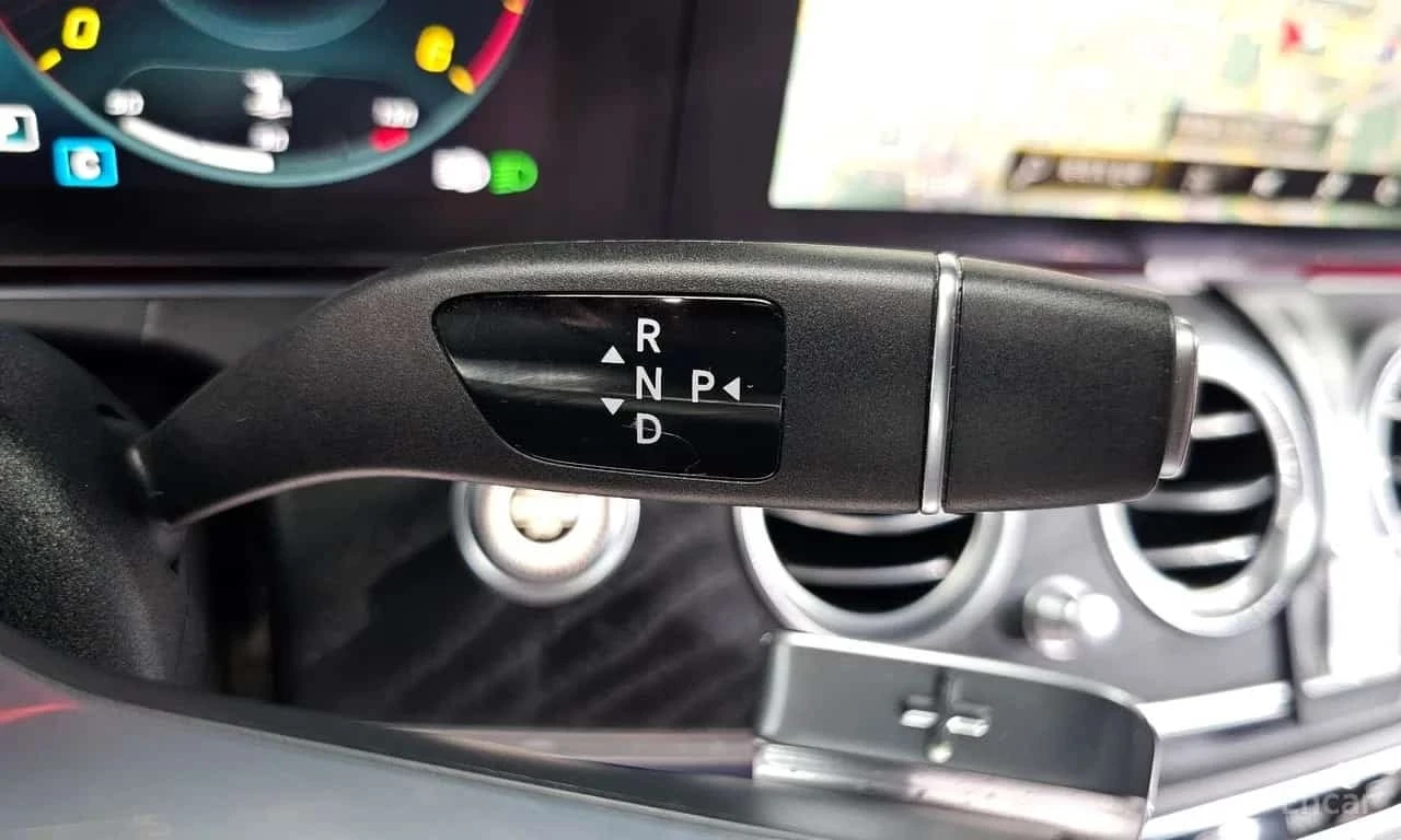 Mercedes-Benz E 220 d 4MATIC AMG Line / ���� �� �������� | Mobile.bg � ����������� 9