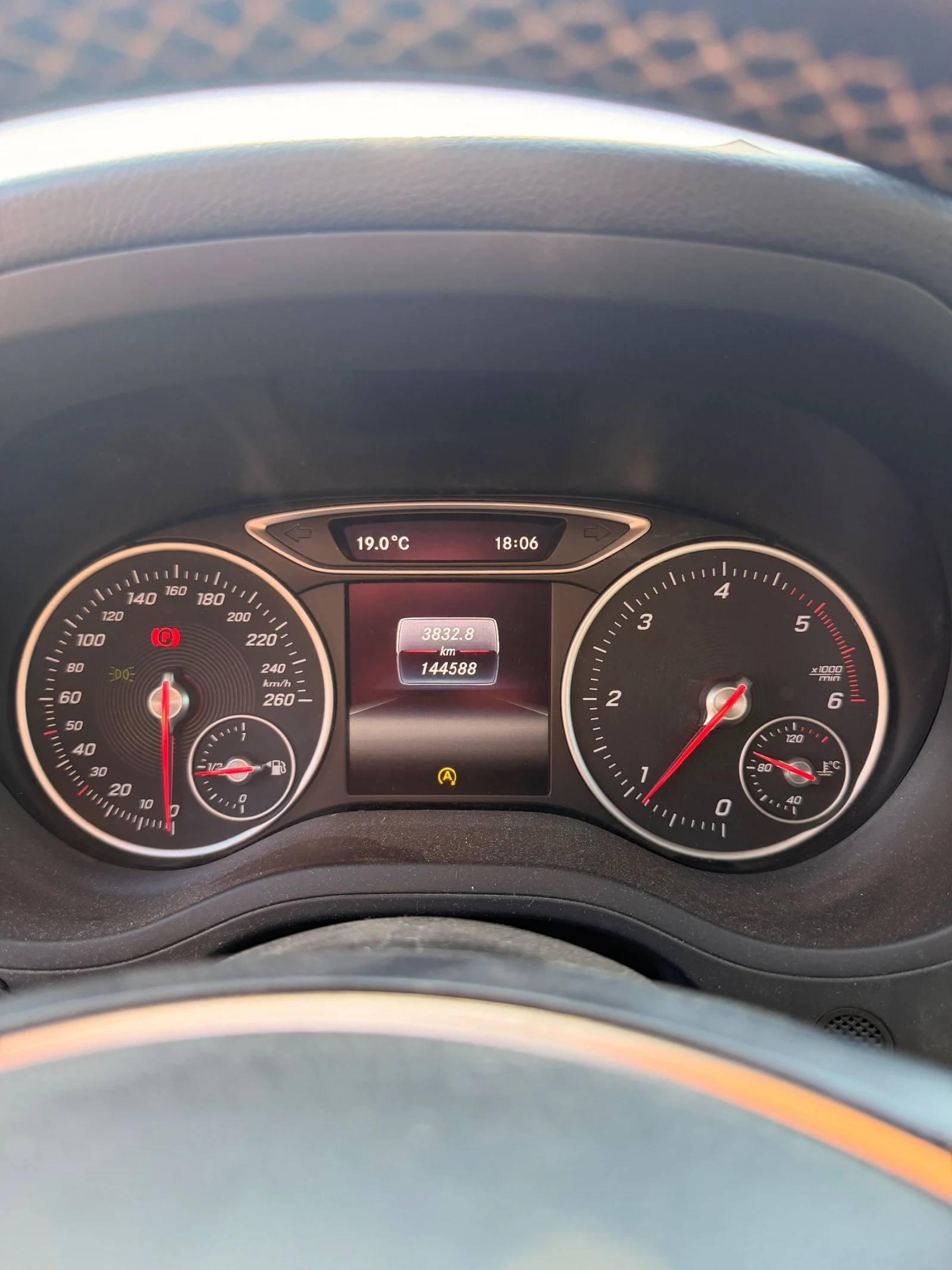 Mercedes-Benz B 180 | MULTIBEAM | PANORAMA | CAMERA | 144 000 �� | Mobile.bg � ����������� 6