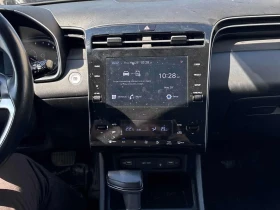 Hyundai Tucson * Preferred * ПАНО * KEYLESS * ПОДГРЕВИ * CARFAX, снимка 9