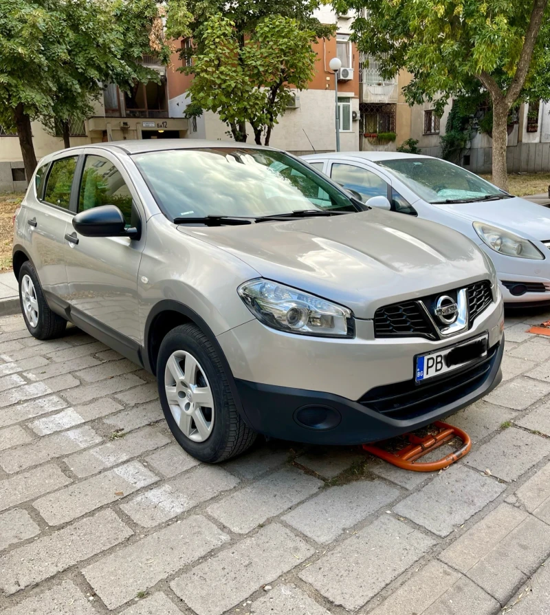 Nissan Qashqai 1.6 ГАЗ!Перфектна!Навигация!, снимка 2 - Автомобили и джипове - 47100030