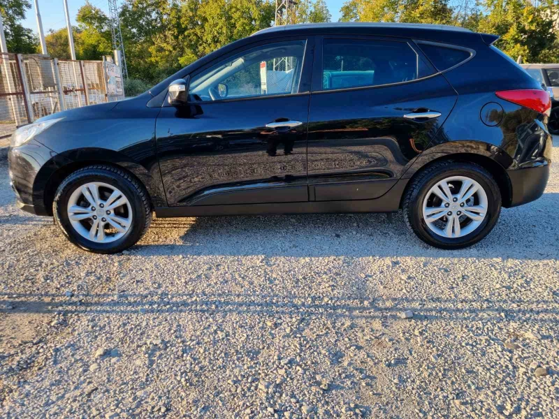 Hyundai IX35, снимка 7 - Автомобили и джипове - 47698471