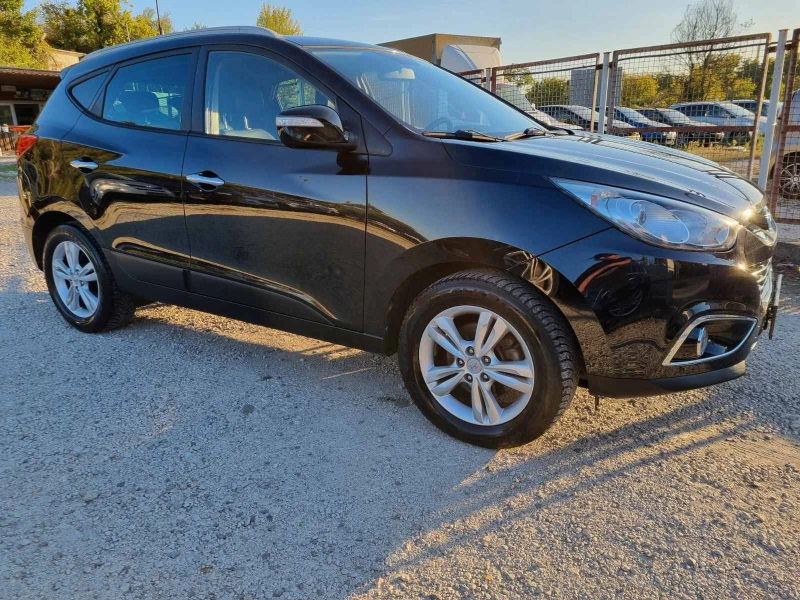 Hyundai IX35, снимка 4 - Автомобили и джипове - 47698471