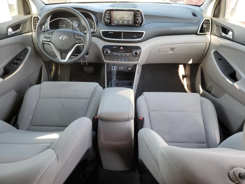 Hyundai Tucson, снимка 7 - Автомобили и джипове - 47804171