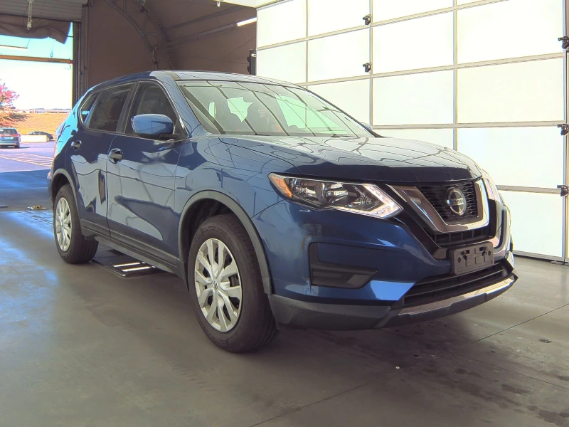 Nissan Rogue S, снимка 2 - Автомобили и джипове - 48246923