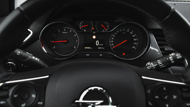 Opel Crossland X 1.2 Turbo Elegance, снимка 15 - Автомобили и джипове - 49790027