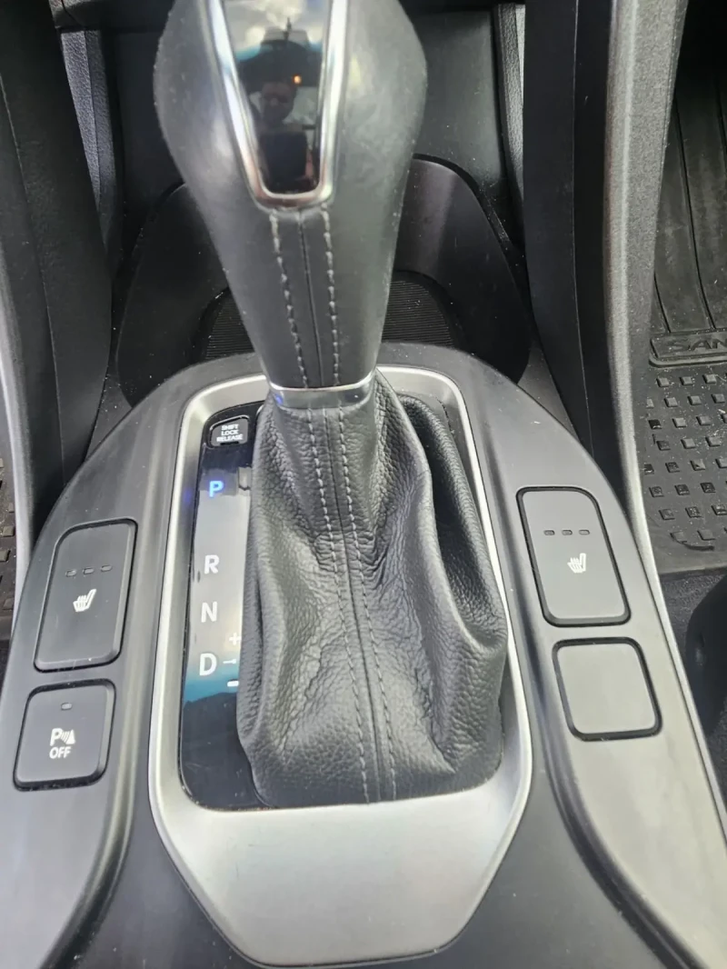 Hyundai Santa fe, снимка 4 - Автомобили и джипове - 51660393