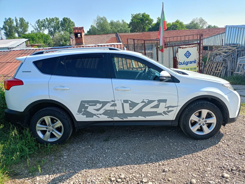 Toyota Rav4 D4D, снимка 4 - Автомобили и джипове - 52470090